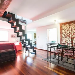 Apartment Sunflower With Private Terrace And Lift Genoa