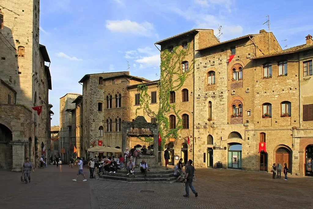 Camping Il Boschetto Di Piemma San Gimignano Campingplatz